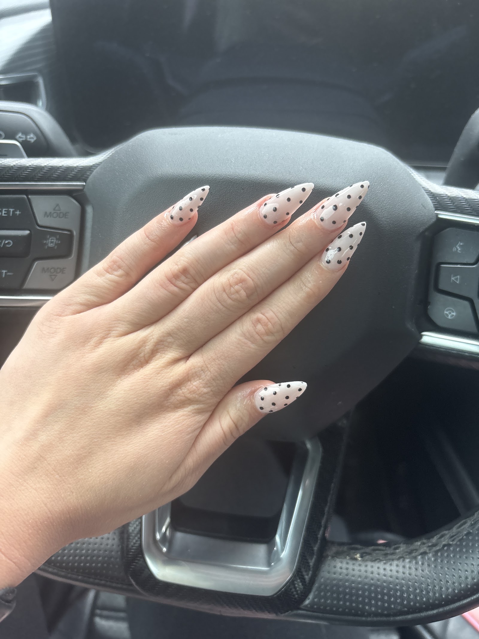 Divine Nail Spa nail photo 5